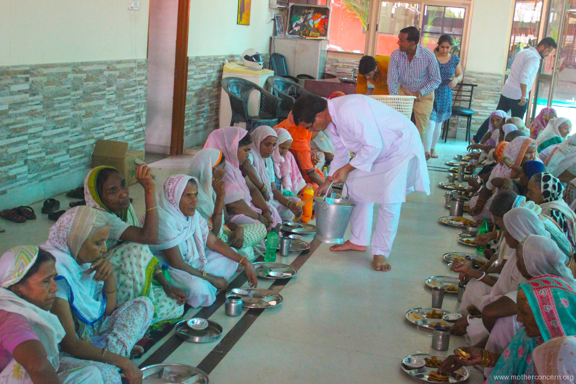 Donate online donate to NGO for mothers old age home